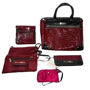 Samantha Brown NEW Red Black Travel Bags 5 piece set Set, passport, makeup bags
